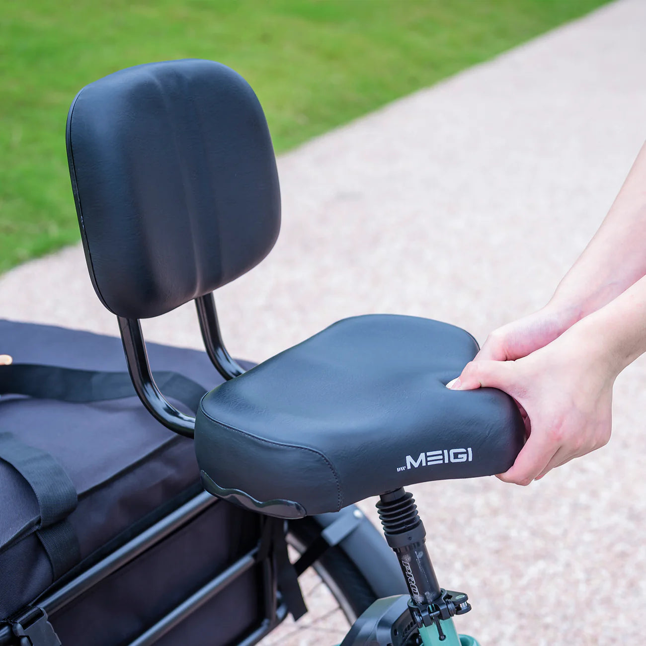 MEIGI SILVERADO URBAN ELECTRIC TRICYCLE  (BLUE)